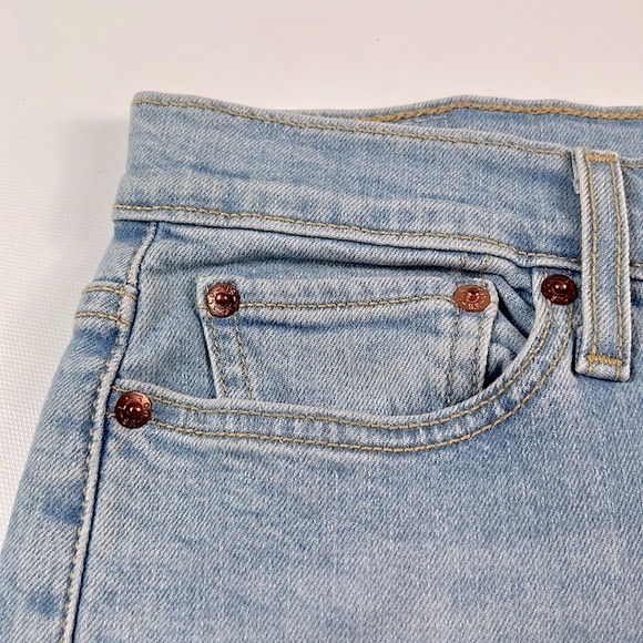 Levi’s Wedgie High Rise Distressed Staight Jeans - Picture 5 of 11